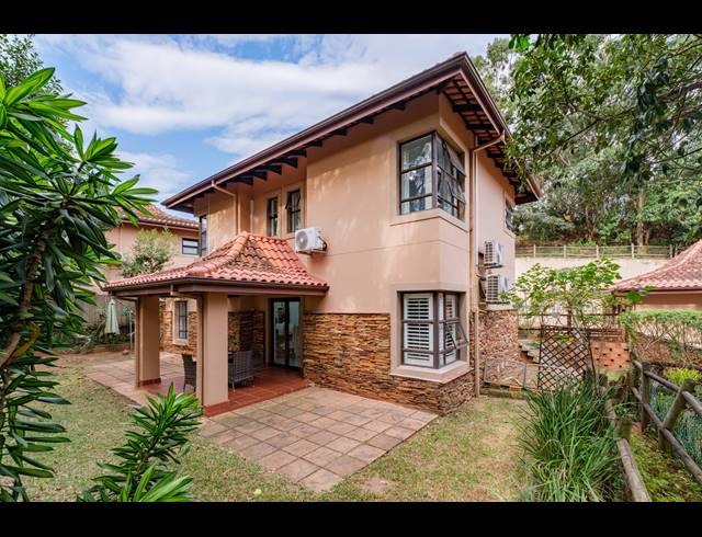 4 BEDROOM DUPLEX FOR SALE IN HILLTOP PRIVATE ESTATE